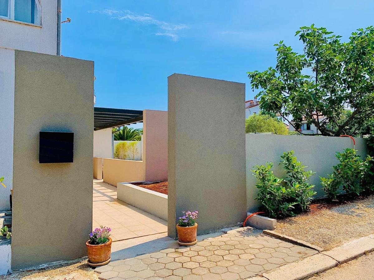 Linc Rooms & Apartments Banjole Exterior foto