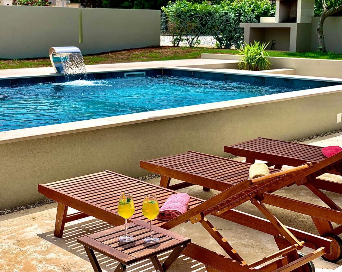 Linc Rooms & Apartments Banjole Exterior foto
