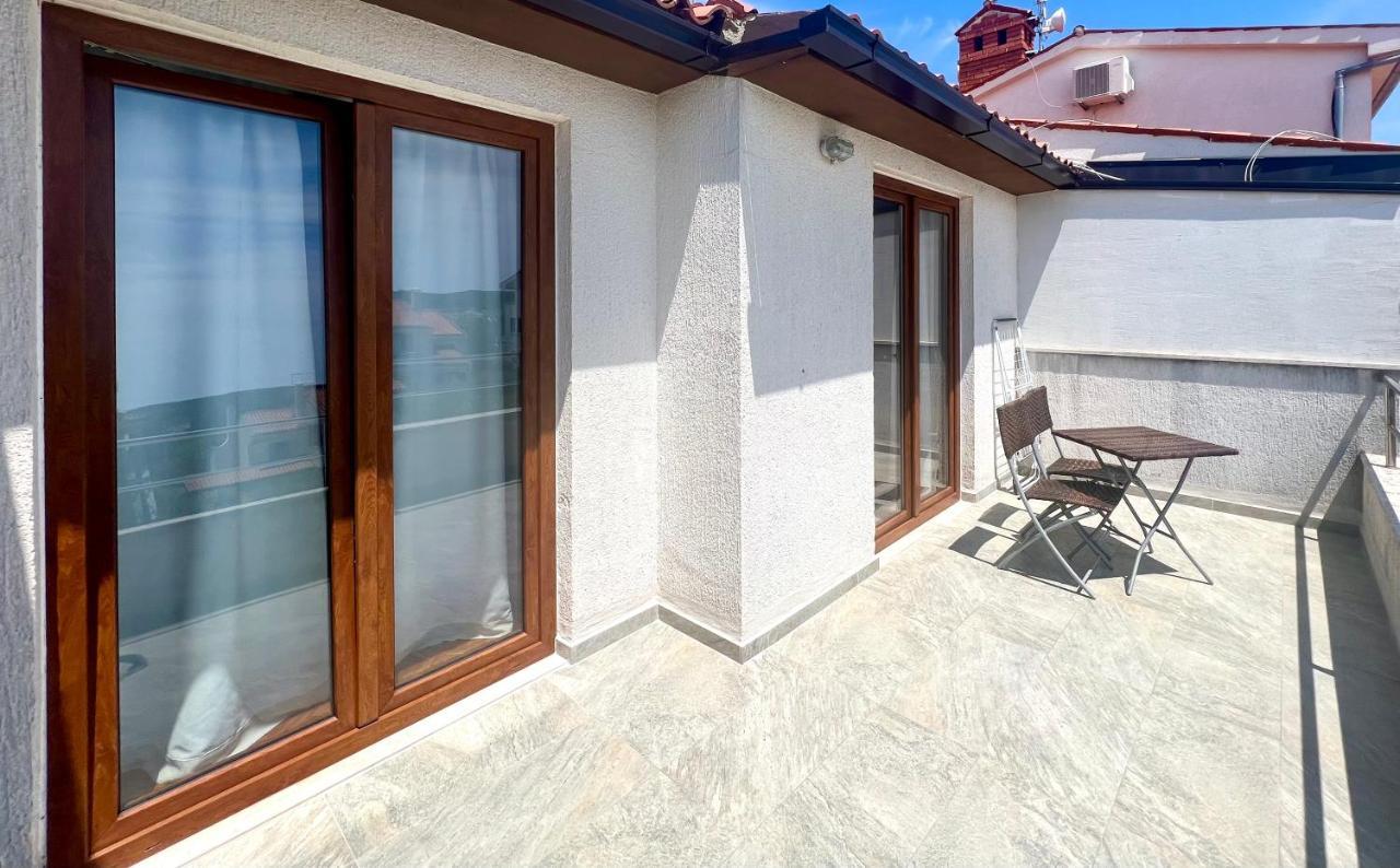 Linc Rooms & Apartments Banjole Exterior foto