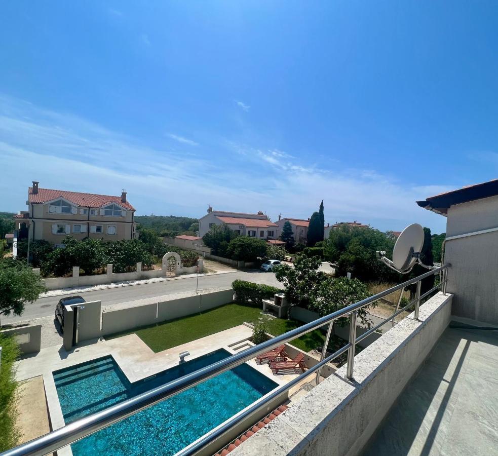 Linc Rooms & Apartments Banjole Exterior foto